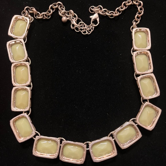 Yellow Beaded Necklace - Picture 2 of 16